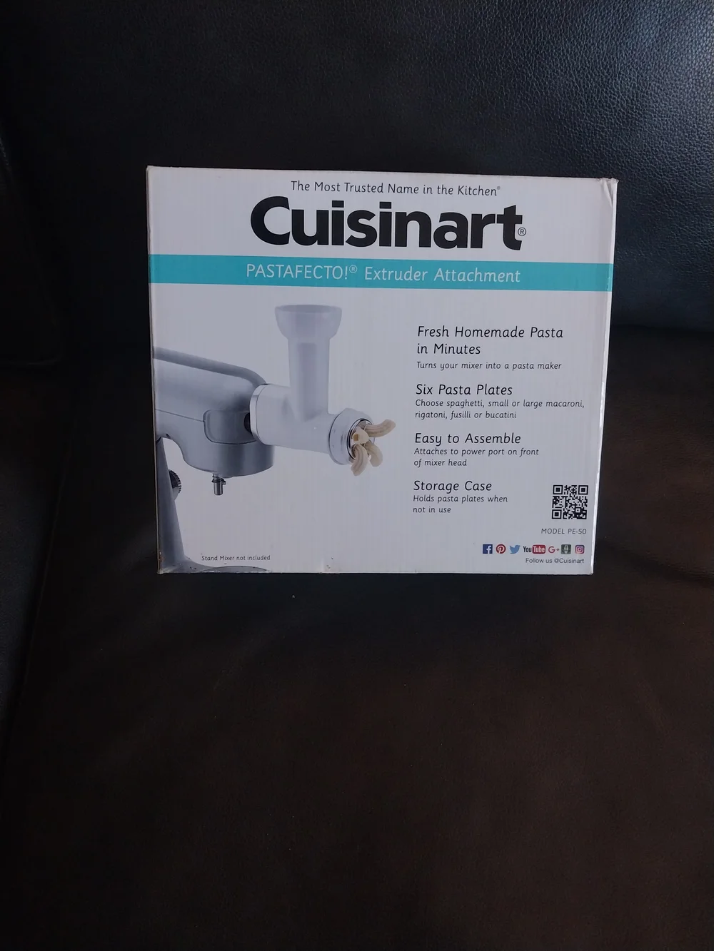 Cuisinart White Pasta Extruder Attachment with Turquoise Accent
